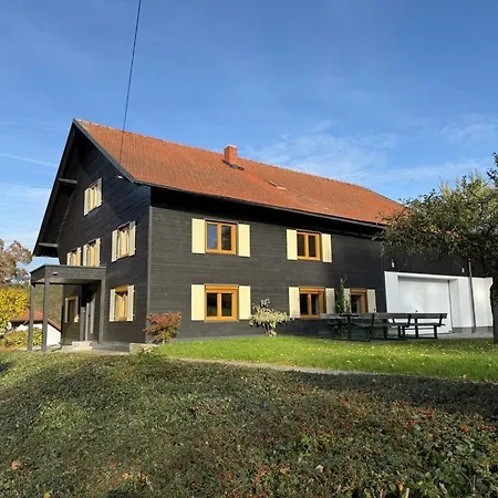 Holiday home Kramersacherl Raab-modernes Wohnen Im Alten Charme *