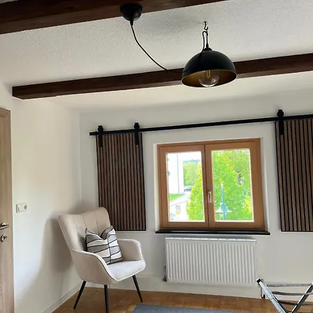Prázdninový dům Kramersacherl Raab-modernes Wohnen Im Alten Charme Brundl
